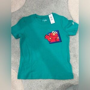 GAP toddler Elmo tshirt 5T NWT